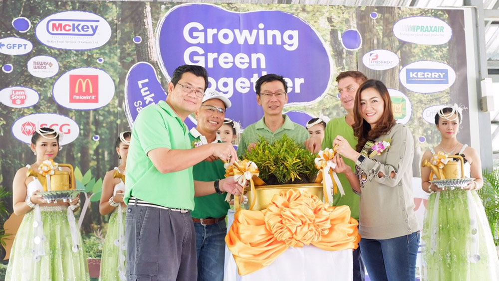 growing-green-together-05 growing-green-together-05